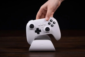 Геймпад 8BitDo Ultimate Bluetooth White Edition 80NA