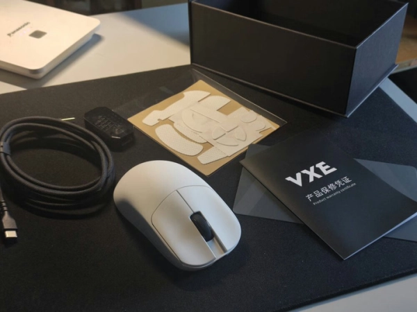 VXE MAD R MAJOR+ PAW3950 Wireless 8K, White